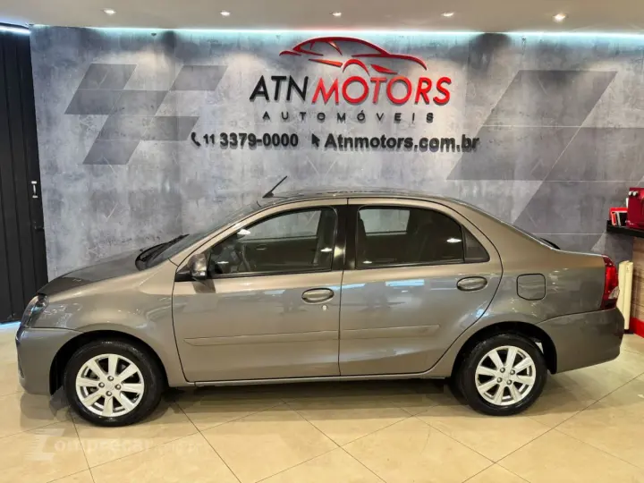 Yaris Sedan 1.5 16V 4P FLEX PLUS MULTIDRIVE AUTOMÁTICO CVT