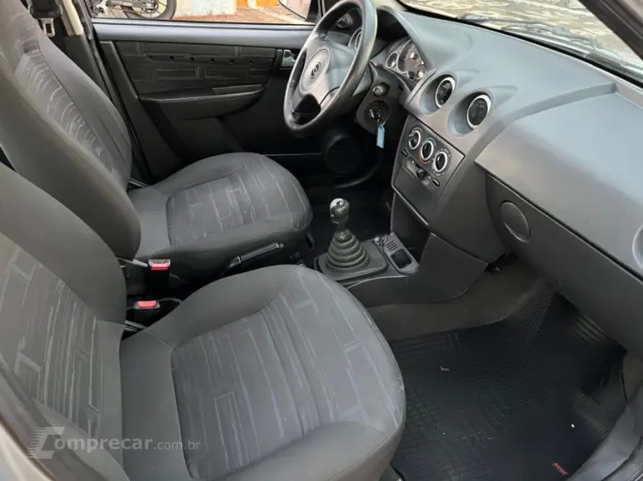 PRISMA 1.4 MPFI JOY 8V