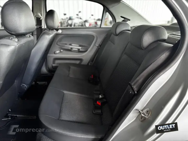 VOYAGE 1.0 MI TRENDLINE 8V FLEX 4P MANUAL