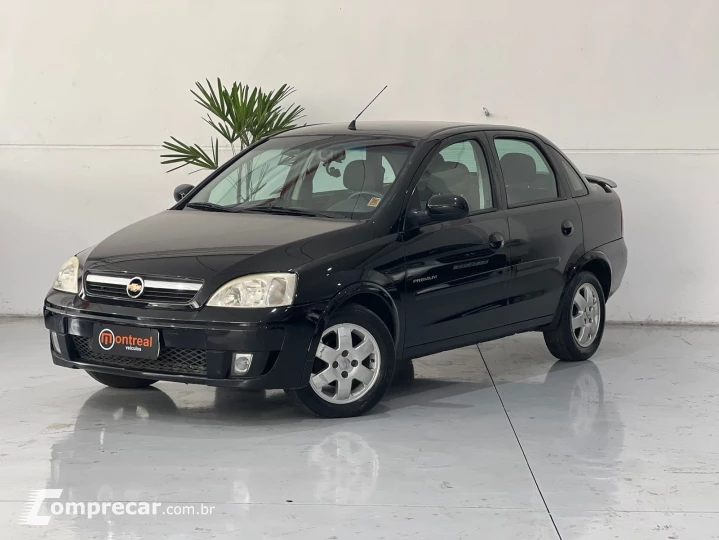 CORSA 1.4 MPFI Premium Sedan 8V