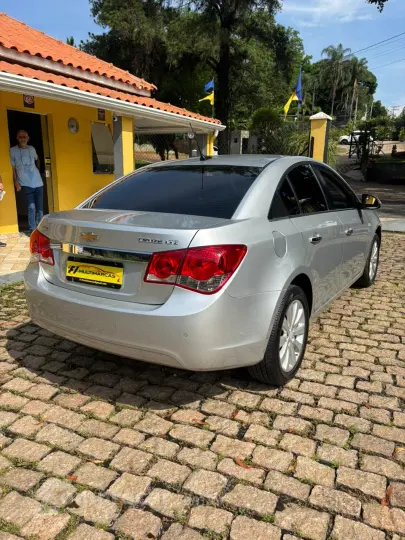 Cruze Sedan LTZ 1.8