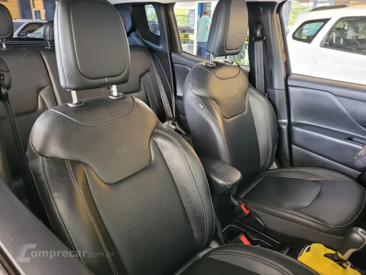 Renegade Long. T270 1.3 TB 4x2 Flex Aut.