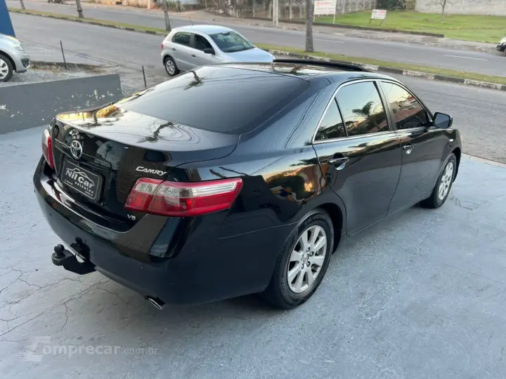 Camry XLE 3.5 24V Aut.