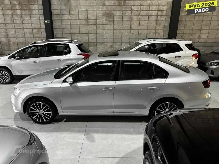JETTA 2.0 COMFORTLINE FLEX 4P TIPTRONIC