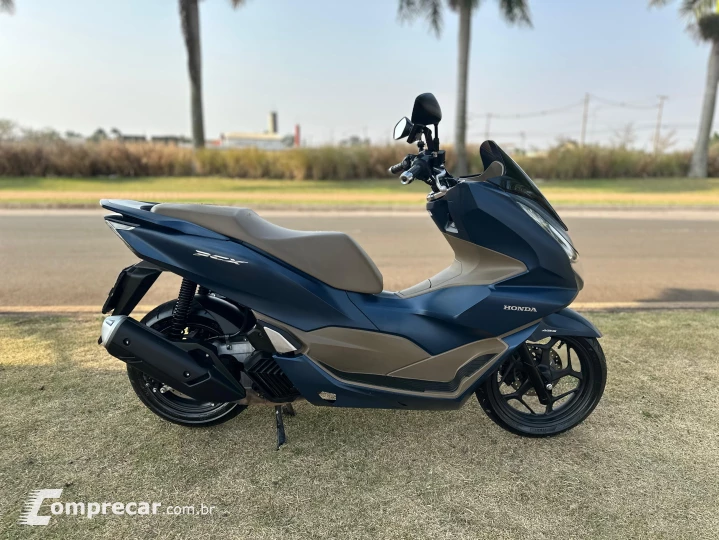 PCX 160 DLX ABS