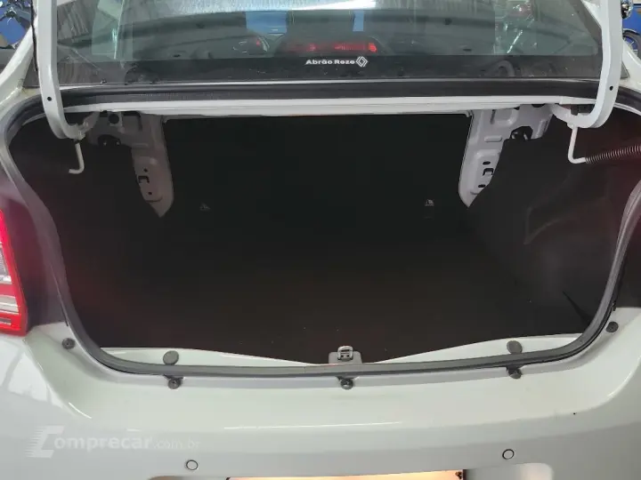 LOGAN 1.0 12V SCE FLEX ZEN MANUAL