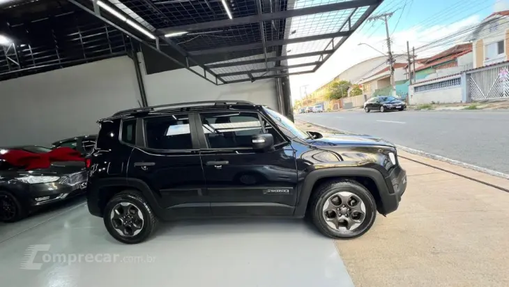 Renegade 1.8 4x2 Flex 16V Aut.