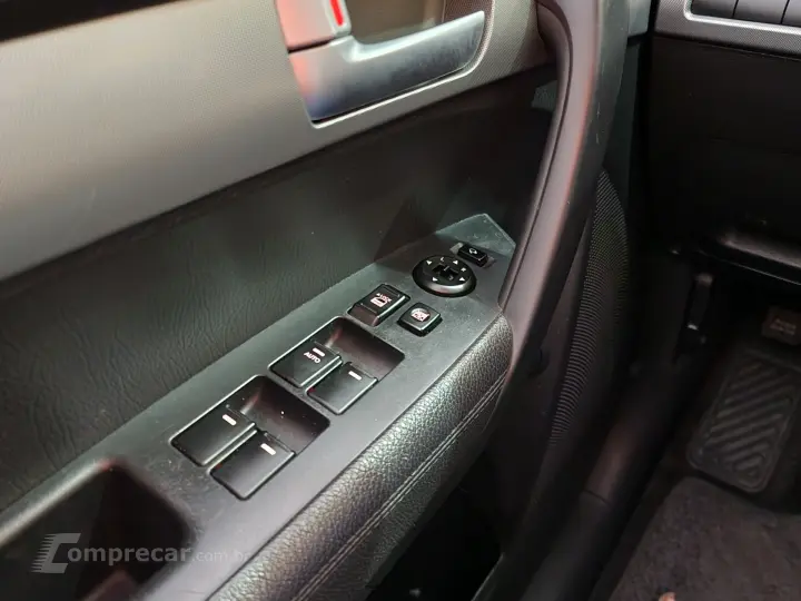 Sorento 2.4 16V 4x2 Aut.