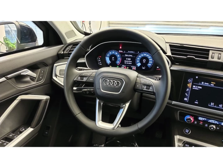 Q3 2.0 40 TFSI GASOLINA SPORTBACK PERFORMANCE QUATTRO TIPTRO