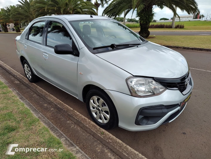 ETIOS 1.5 X Sedan 16V