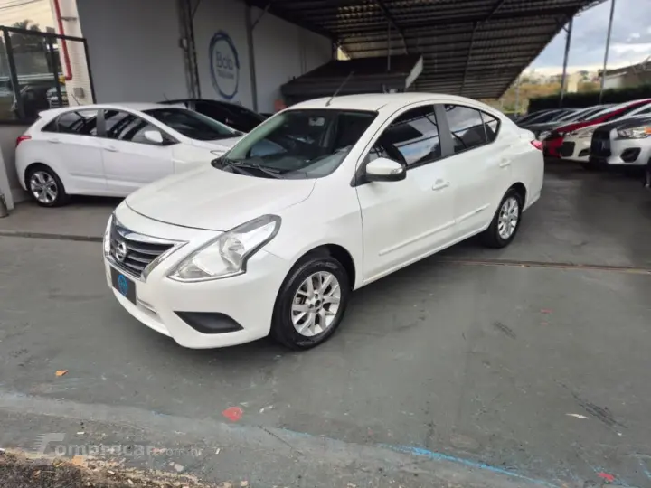 VERSA SV 1.6 16V FlexStart 4p Aut.