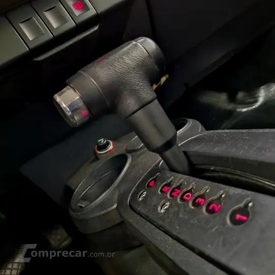 NEW BEETLE 2.0 MI 8V