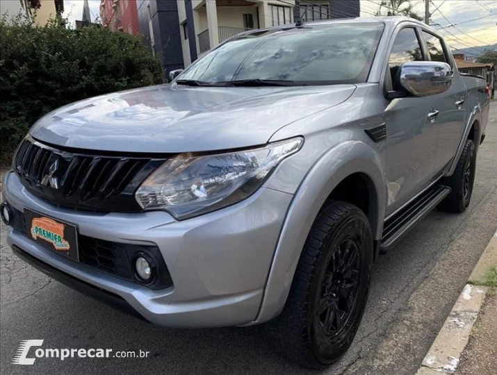 L200 TRITON 2.4 16V Turbo Sport HPE CD 4X4