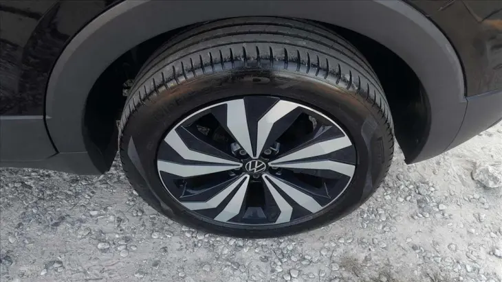 T-CROSS 1.0 200 TSI TOTAL FLEX AUTOMÁTICO