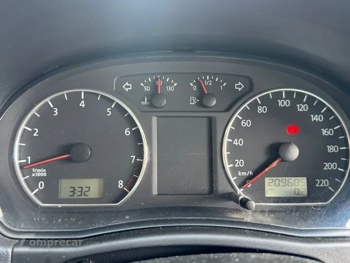 POLO SEDAN 1.6 MI 8V