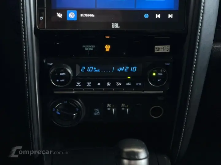 HILUX SW4 2.8 D-4D TURBO DIESEL SRX 7L 4X4 AUTOMÁTICO