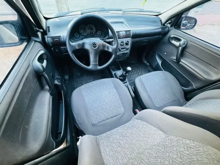 Classic Sedan 1.0 4P FLEX LIFE