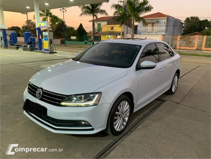 JETTA 1.4 16V TSI Comfortline