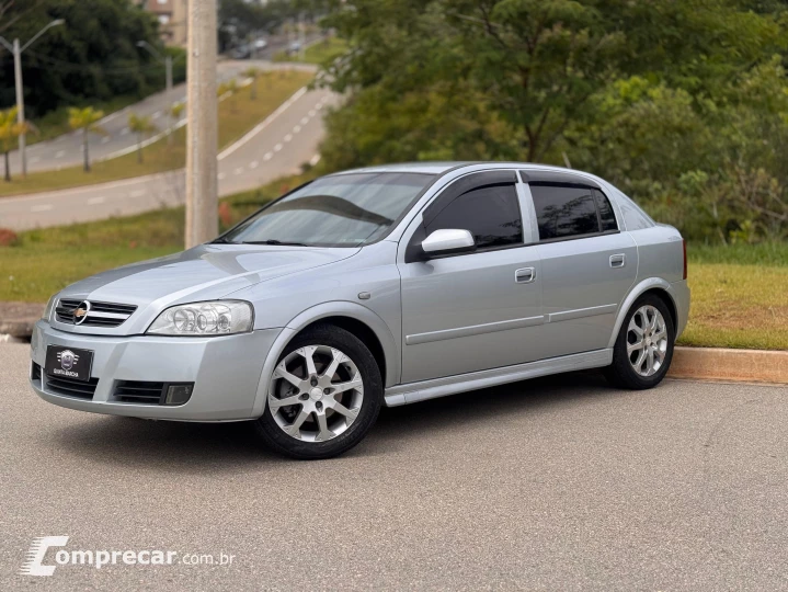 Astra Sedan Advantage 2.0 (Flex)