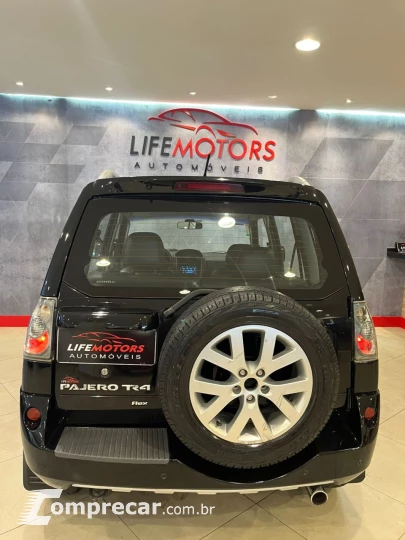 Pajero TR4 2.0 16V 4P