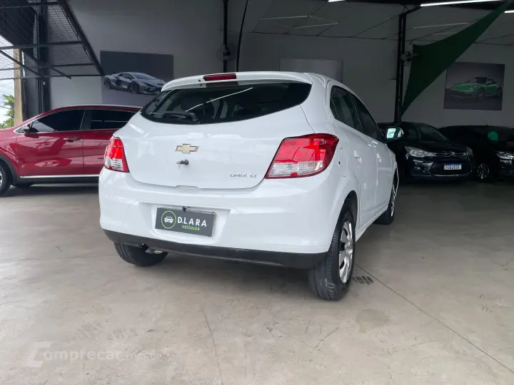 ONIX HATCH LT 1.0 8V FlexPower 5p Mec.