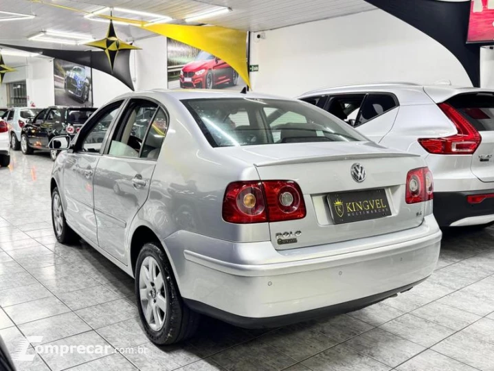 POLO SEDAN 1.6