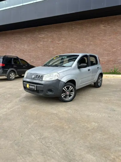 Uno UNO ATTRACTI. Celeb.1.4 EVO F.Flex 8V 2p