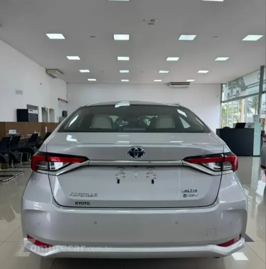 COROLLA 1.8 VVT-I Hybrid Altis Premium