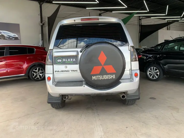 Pajero TR4 2.0/ 2.0 Flex 16V 4x4 Aut.