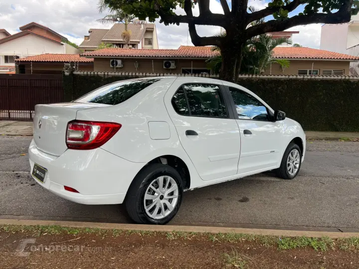 LOGAN 1.0 Authentique 16V