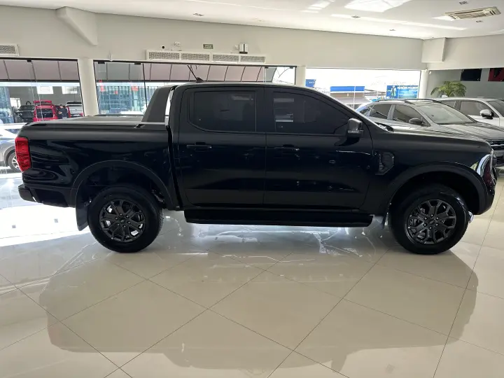 RANGER 2.0 Turbo CD Black 4X2