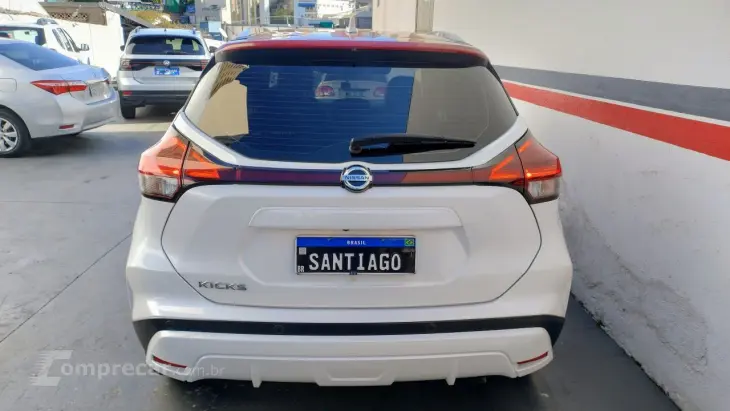 KICKS Advance 1.6 16V Flex Aut.