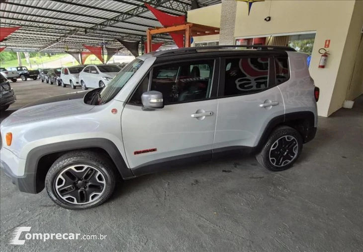 RENEGADE 2.0 16V Turbo Trailhawk 4X4