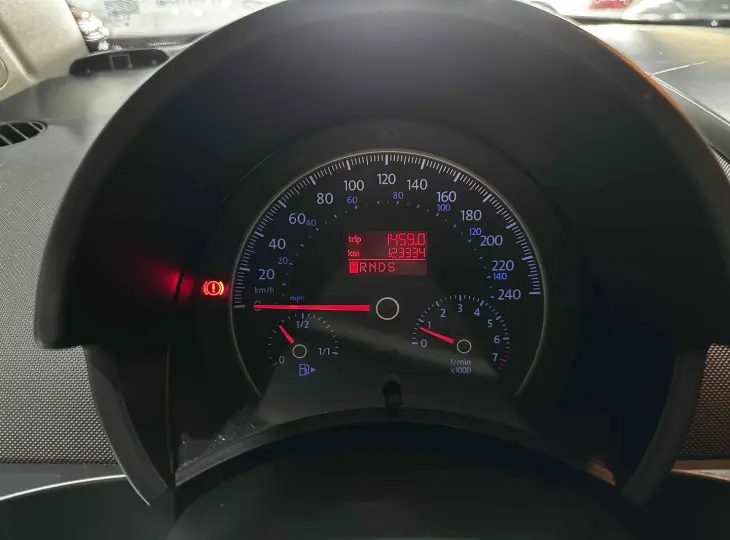 NEW BEETLE 2.0 MI 8V GASOLINA 2P TIPTRONIC