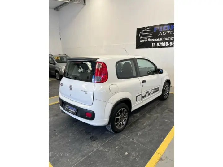 UNO 1.4 EVO SPORTING 8V FLEX 4P MANUAL