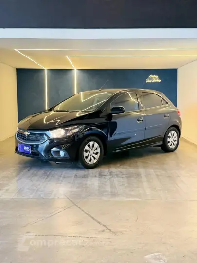 ONIX HATCH LT 1.0 8V FlexPower 5p Mec.