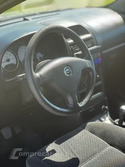 ASTRA 2.0 MPFI Advantage 8V