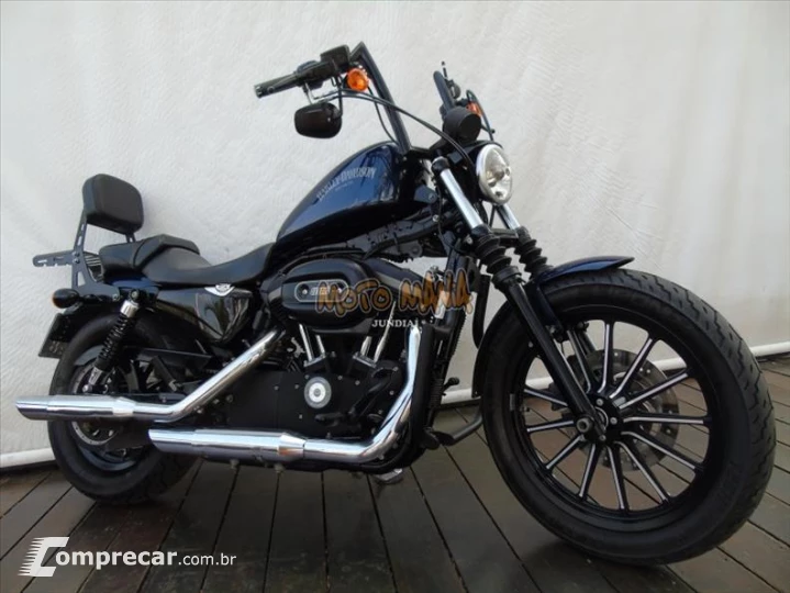 SPORTSTER IRON 883