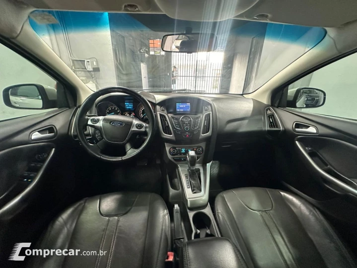 Focus Sedan 2.0 16V 4P S POWERSHIFT FLEX