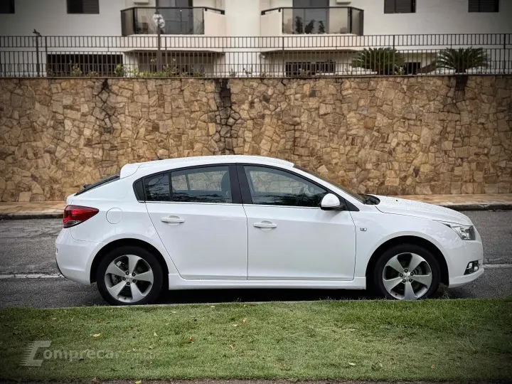 CRUZE 1.8 LT 16V FLEX 4P MANUAL