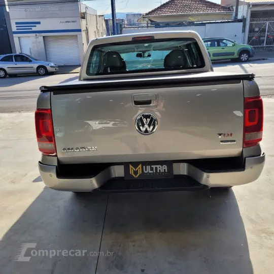 AMAROK Trendline CD 2.0 TDI 4X4 Dies Aut
