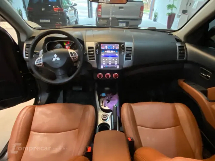 OUTLANDER 3.0 4X4 V6 24V