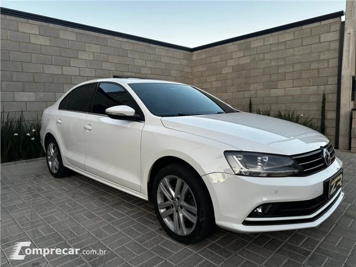 JETTA 2.0 TSI HIGHLINE 211CV GASOLINA 4P TIPTRONIC