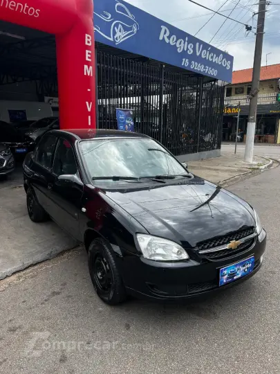 CLASSIC 1.0 MPFI Sedan 8V