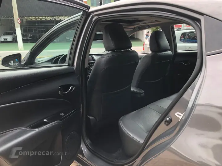 Yaris 1.5 16V Flex Sedan Xls Connect Multidrive
