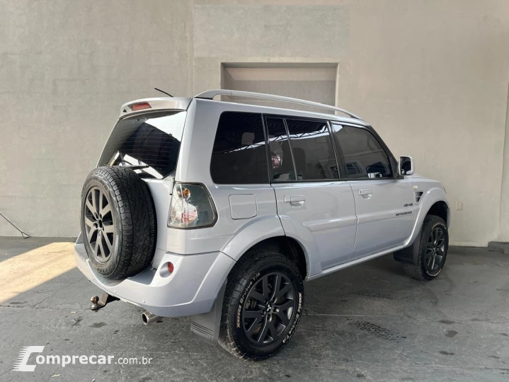 Pajero TR4 2.0/ 2.0 Flex 16V 4x4 Aut.