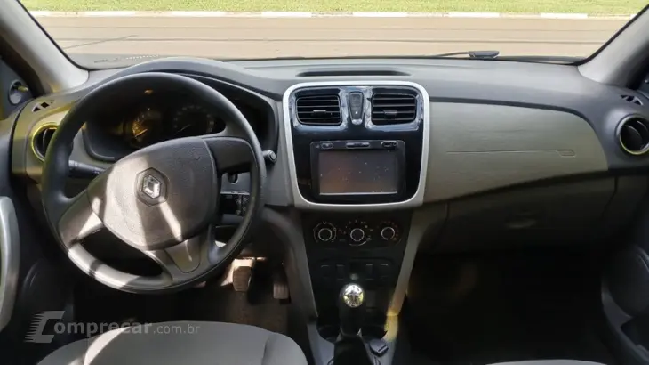 LOGAN 1.0 12V SCE Expression