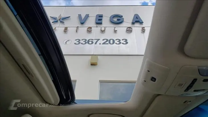 COROLLA 1.8 VVT-I Hybrid Altis Premium