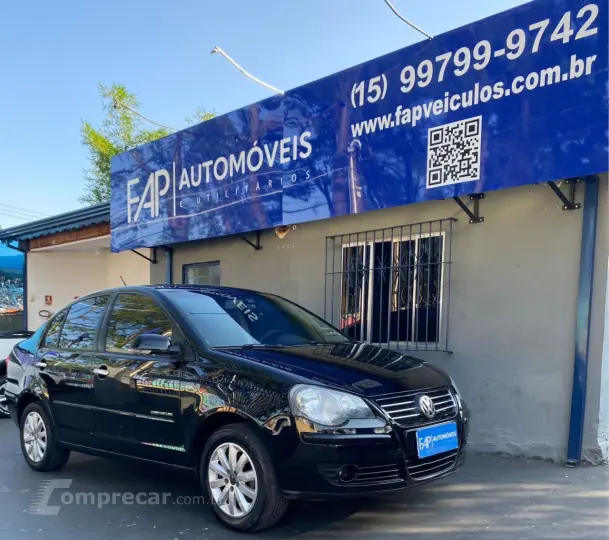 Polo Sedan 1.6 4P FLEX COMFORTLINE I-MOTION AUTOMATIZADO