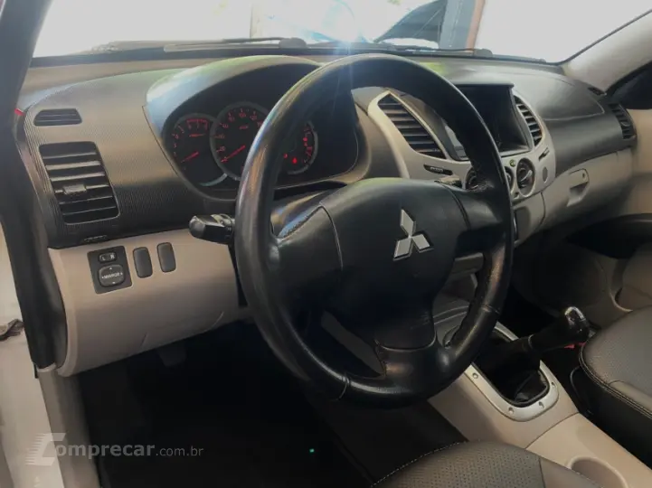 L200 TRITON 2.4 HLS 4X2 CD 16V